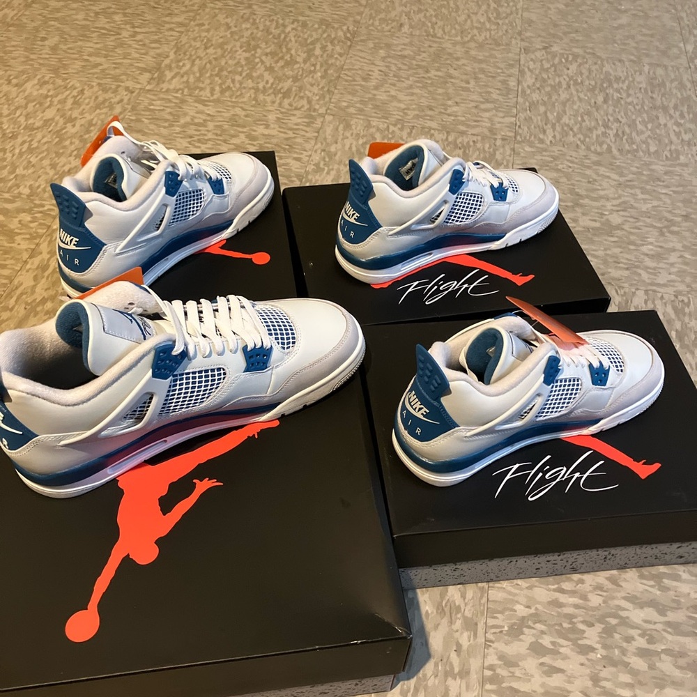 Jordan 4 military blue